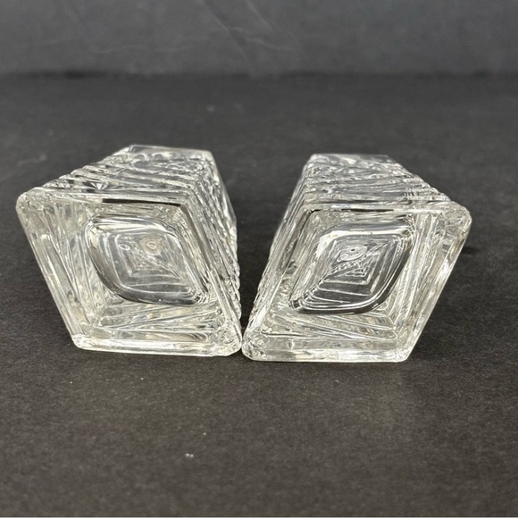 Vintage Clear Cut Crystal Salt & Pepper Made in Japan by Artmark Elegant - Picture 6 of 10